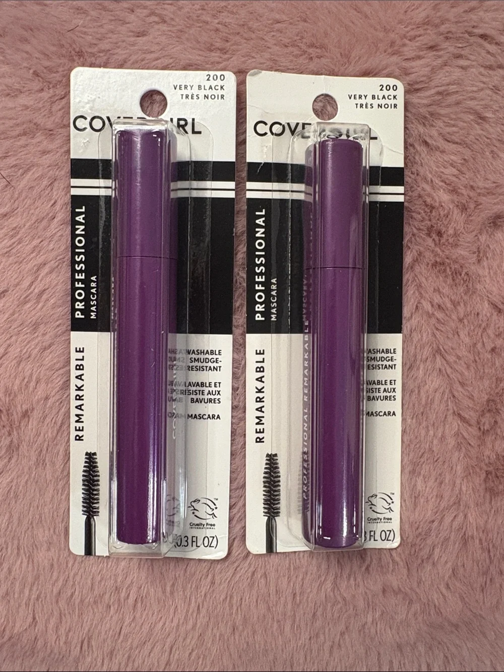 COVERGIRL Professional Remarkable Mascara, 200 Very Black, 0.3 oz - Bundle of 2